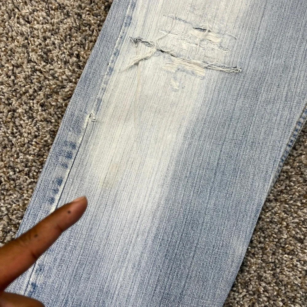 Vintage Levi's 505 Men's 33x33 Jeans Regular Fit Straight Light Wash Distressed‎